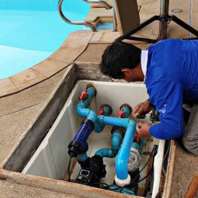 COMMERCIAL POOL SERVICES